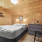 Dom wakacyjny 3 Bedroom In *